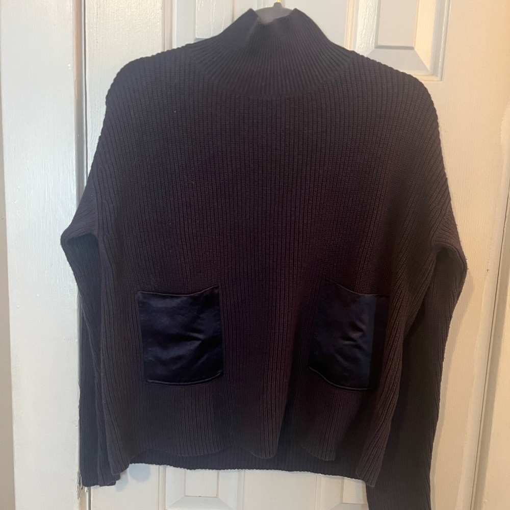 BOSS sweater